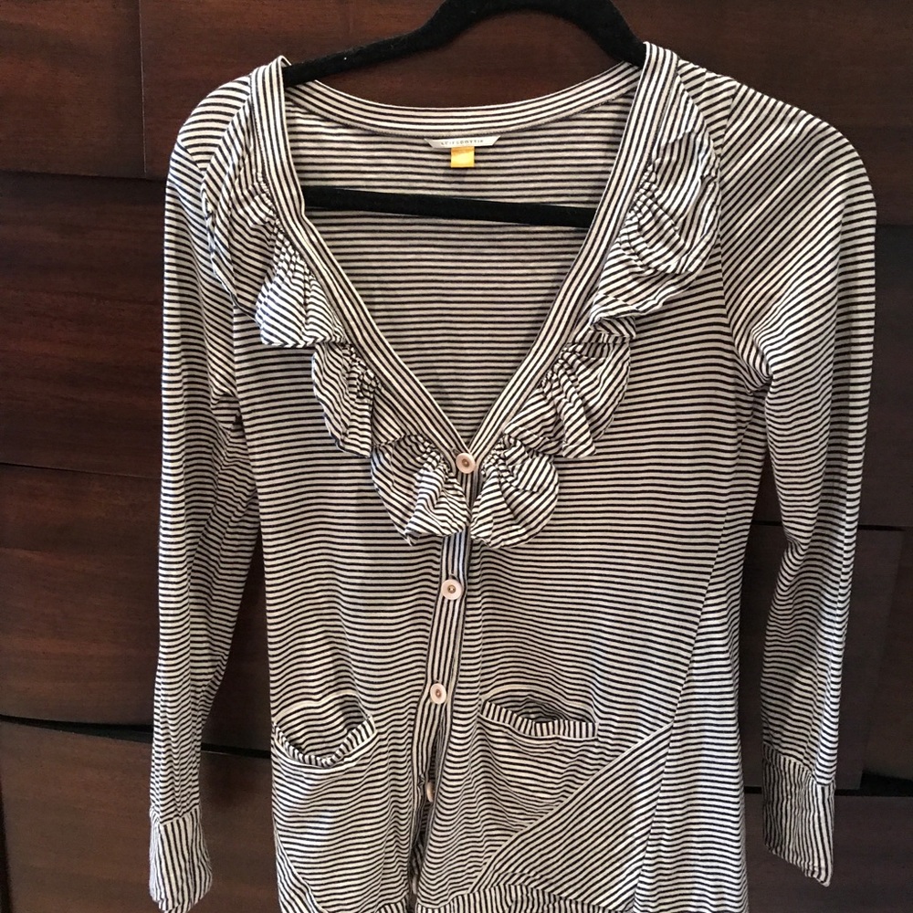 Cardigans - Picture 3 of 8